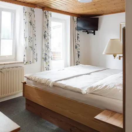 Apartament Ferienhaus Hintersee